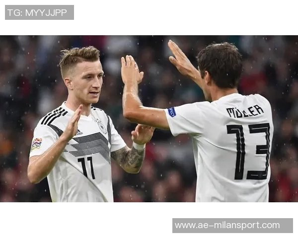 穆勒分享全队合照激励士气美职联总决赛倒计时五天 穆勒分享全队合照激励士气美职联总决赛倒计时五天