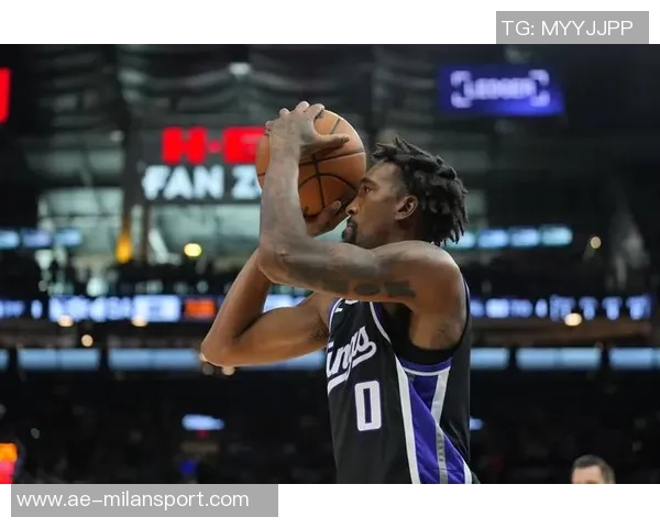 米切尔单节神勇表现6中6砍下13分带队单节狂轰41-31迅速拉开分差